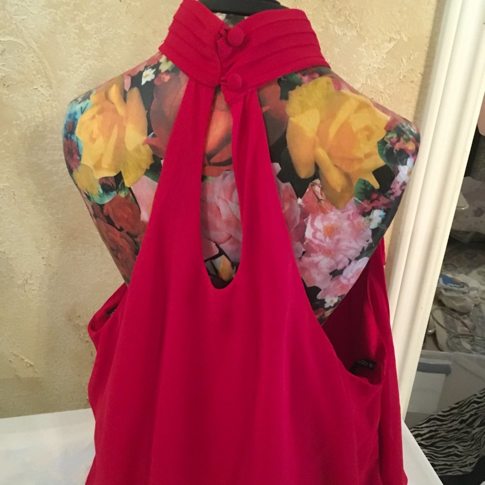 Red and Black Dress - Picture 2 of 3